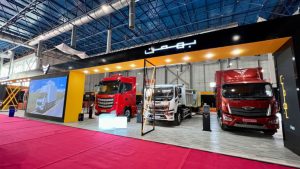 ویدیو کامیون فورس ۱۲ تن و محصولات گروه بهمن در نمایشگاه خودرو مشهد